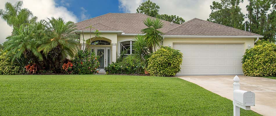 A well maintained home in Fort Hamer, FL.
